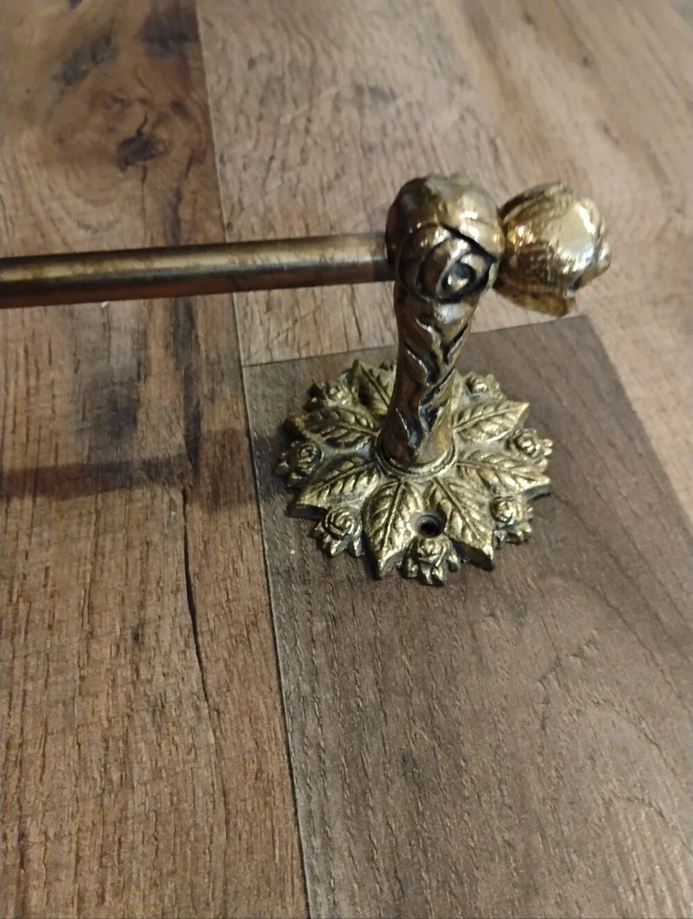Brass Toilet Tissue Holder Rack